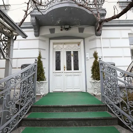 Tokin House Guest house 3*